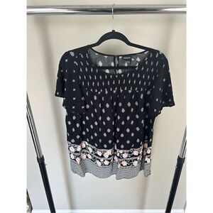 Torrid Short Sleeve Top Blouse Size XL Size 1 100% Rayon